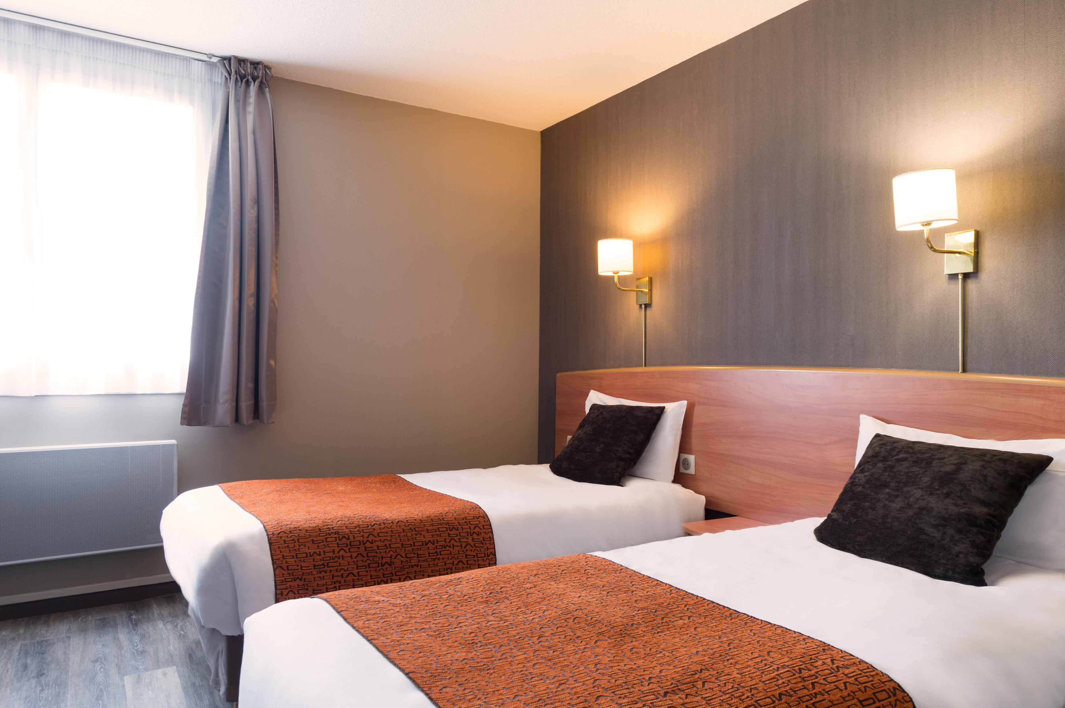 The Originals City, Hotel La Terrasse, Tours Nord Exterior photo