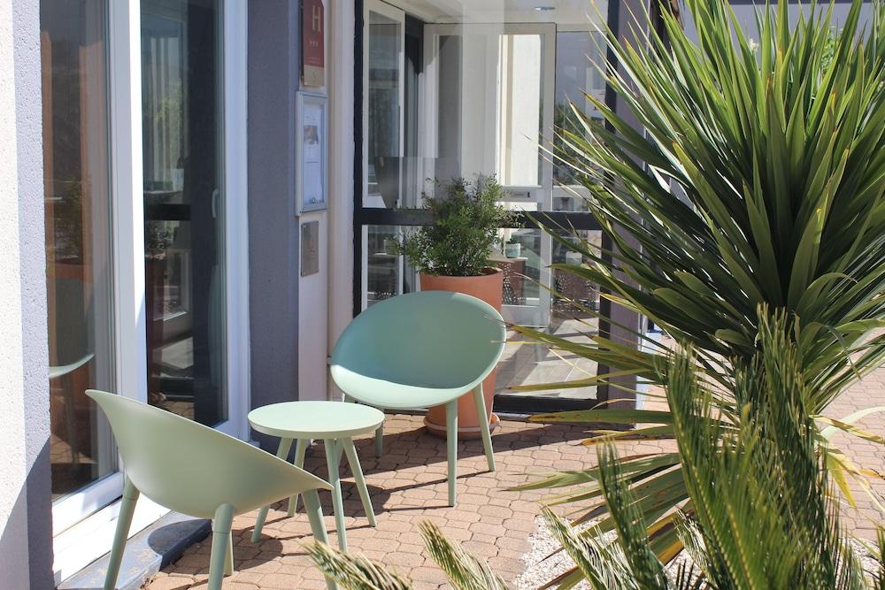 The Originals City, Hotel La Terrasse, Tours Nord Exterior photo